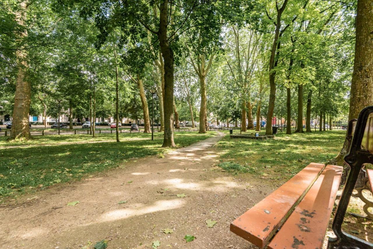 Apartmán Feuillatte Remeš Exteriér fotografie