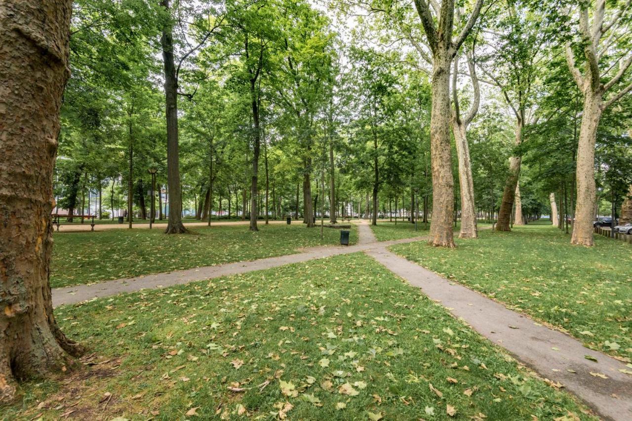 Apartmán Feuillatte Remeš Exteriér fotografie